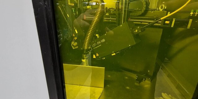 Laser-based Trimming and Deburring System for Radial Shaft Seals