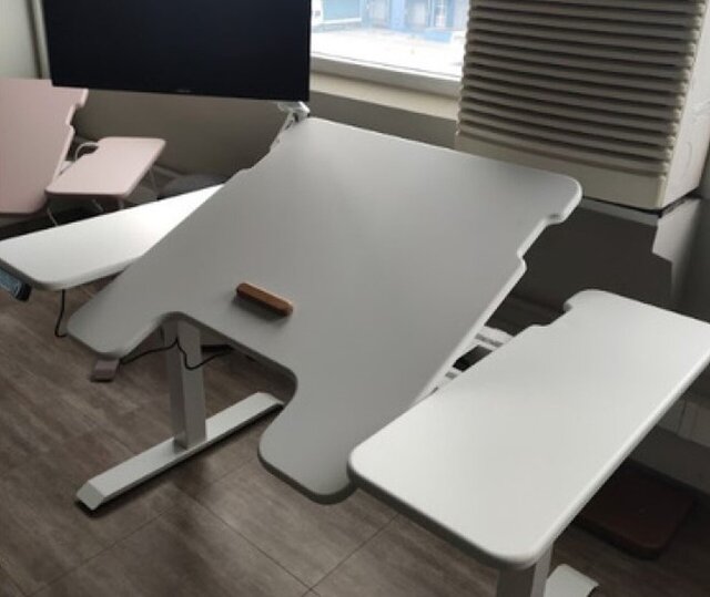 3D model of Electric Height-Adjustable Desks – Product & Manufacturing Development