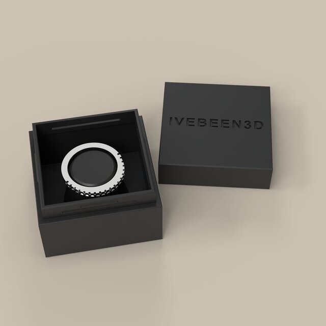 Ring box with spring latch (3D printed) – image 2 of 3