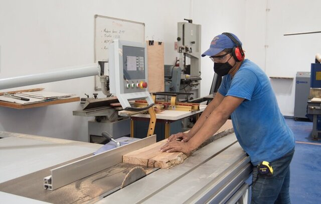 Industrial 3-Axis CNC Retrofit – image 3 of 5