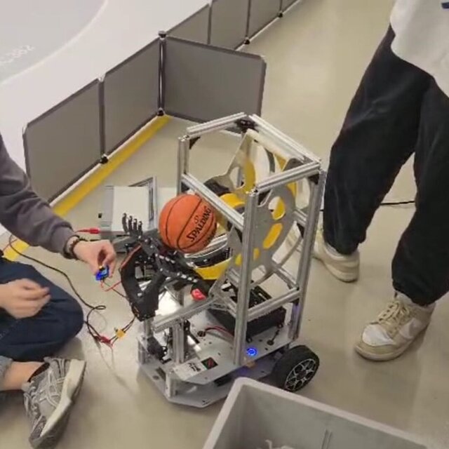 Basketball Robot | SolidWorks Shooter Design & Prototype – image 3 of 3