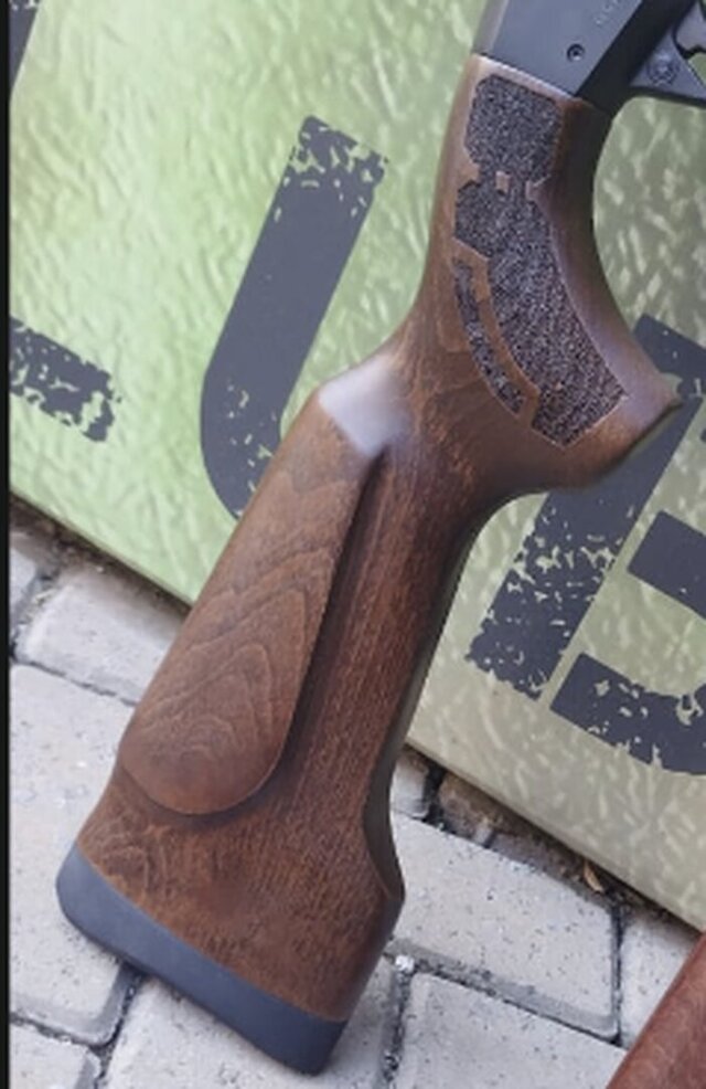 Custom Wooden Rifle Stock – SolidWorks 3D Design – image 2 of 2