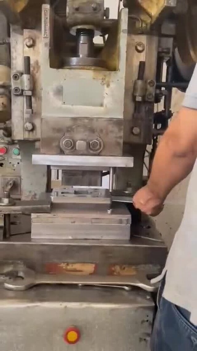 Sheet Metal Forming Die - CAD/CAM, CNC & Heat Treatment (Graduation Project) – image 5 of 6