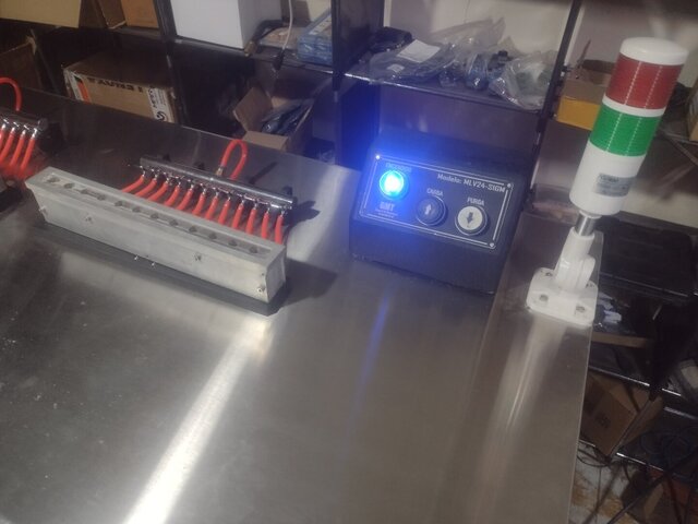 Vacuum Lipstick Demolding Machine – image 12 of 12