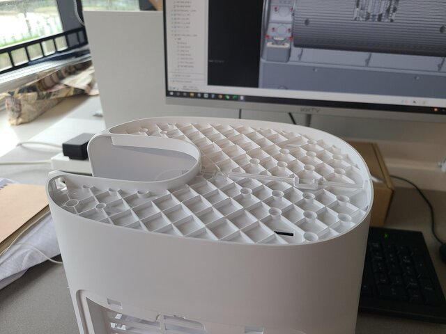 Bladeless Tower Fan – Mechanical Design & Product Development – image 4 of 8